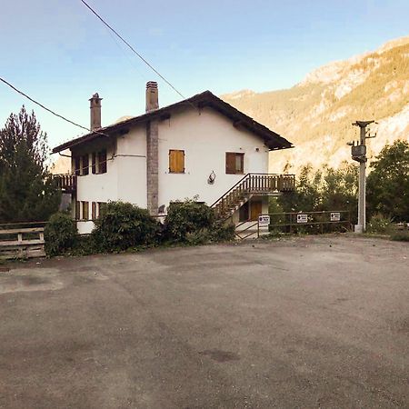 Relax & Sports -Cervinia- Maison Valtournenche Luaran gambar