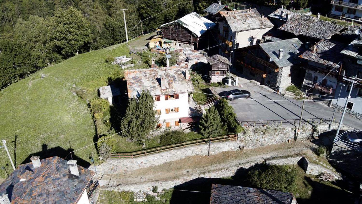 Relax & Sports -Cervinia- Maison Valtournenche Luaran gambar